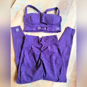 Bombshell Sportswear Buxom Bra & Victory Leggings in purple passion !!!